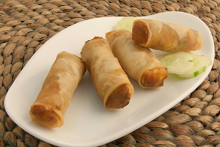 Simply Cuisine Buffalo Chicken Springroll -- 100 per case.