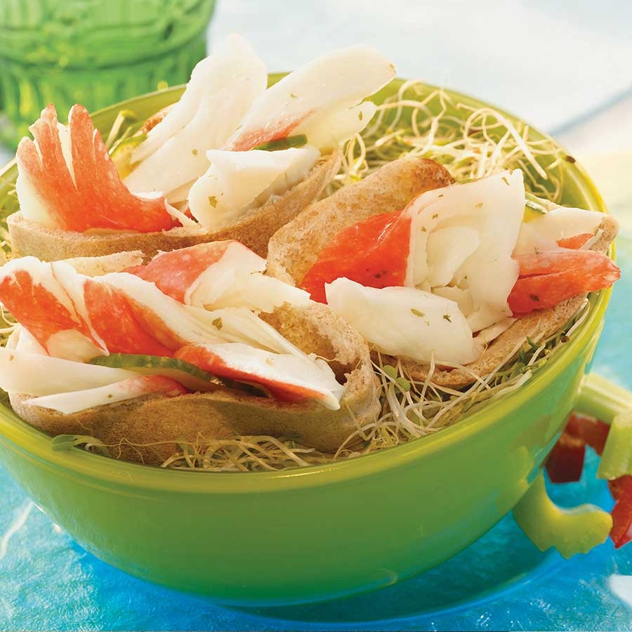 Trident Seafoods Leg A Sea Flake Imitation Crab Salad, 2.5 Pound -- 4 per case