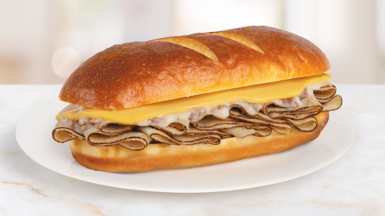 Raybern Chicken Bacon Ranch On Pretzel Roll -- 8 per case