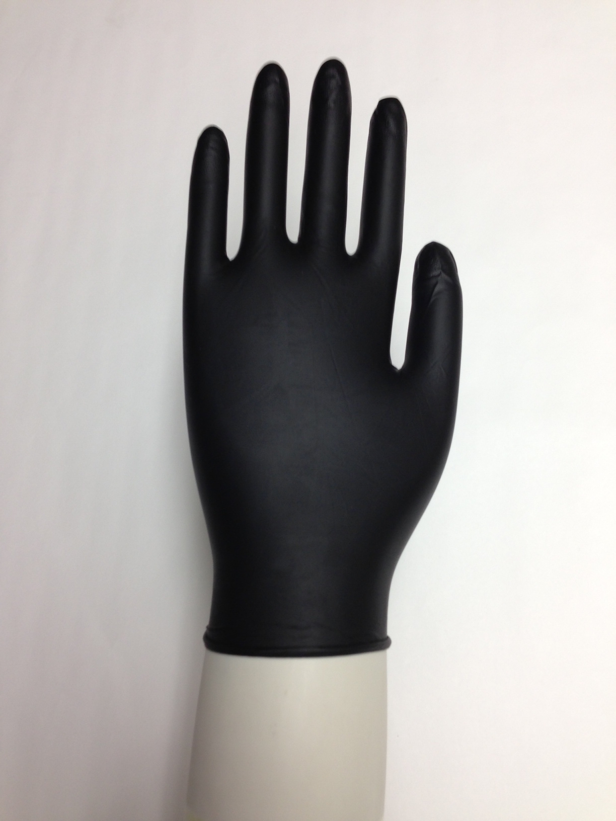 Hand Tek Disposable Powder Free Medium Nitrile Gloves -- 1000 per case.