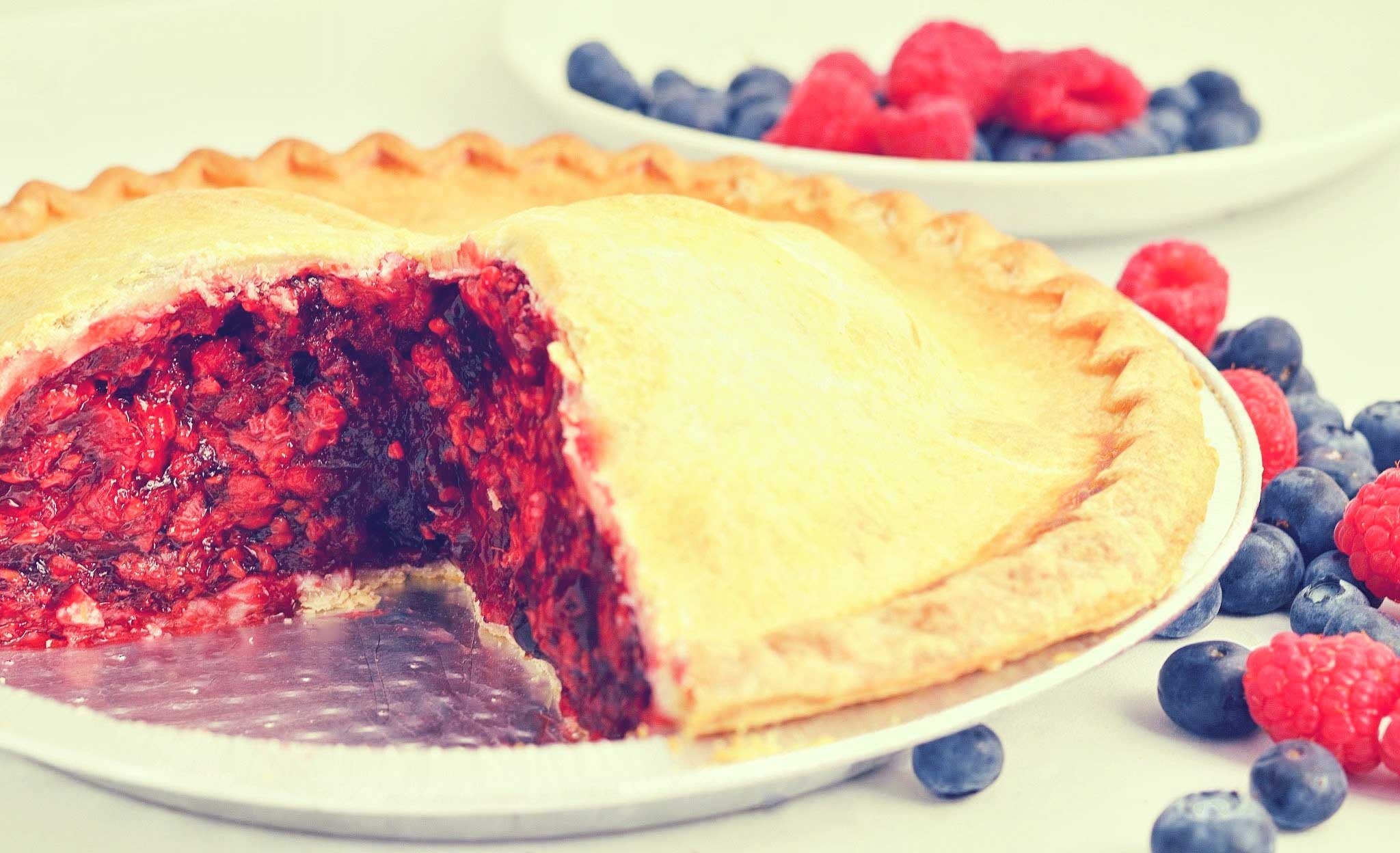 Foxtail Foods Gourmet No Sugar Added Wildberry Pie, 49 Ounce -- 4 per case.