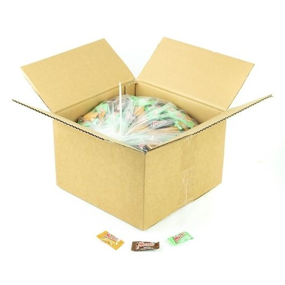 Aprati Assortment Individually Wrapped Candy, 5 Pound Box