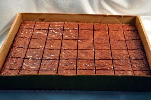 Love and Quiches Classic Cake Brownie, 5.25 Pound -- 2 per case