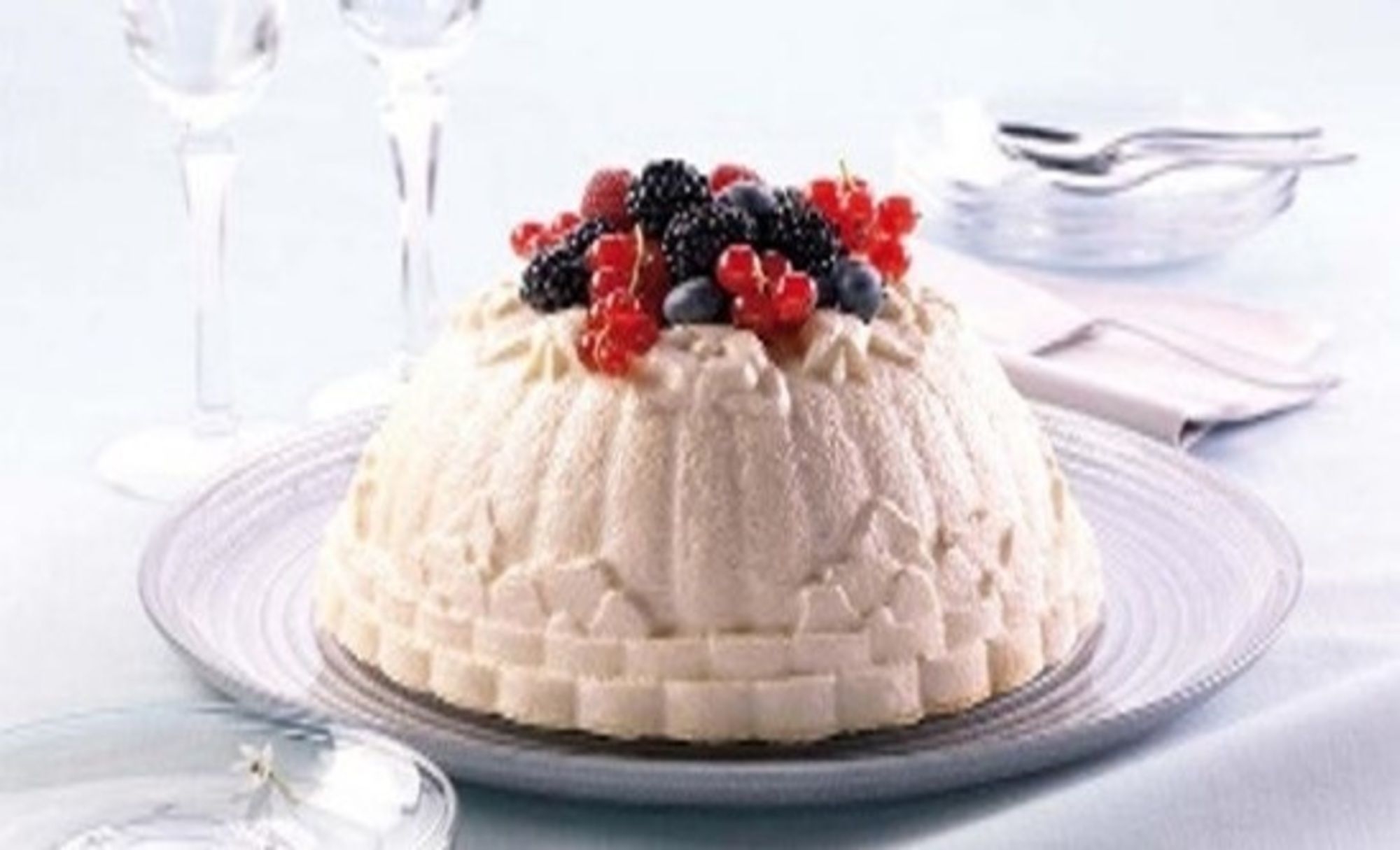 Silikomart Uniflex Alimentary Silicone Gugelhopf Mold, 8 21/32 x 3 15/16 inch Height