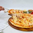 Private Label Blaze Pizza Whole Milk Low Moisture Mozzarella Shred Cheese, 5 Pound -- 6 per case